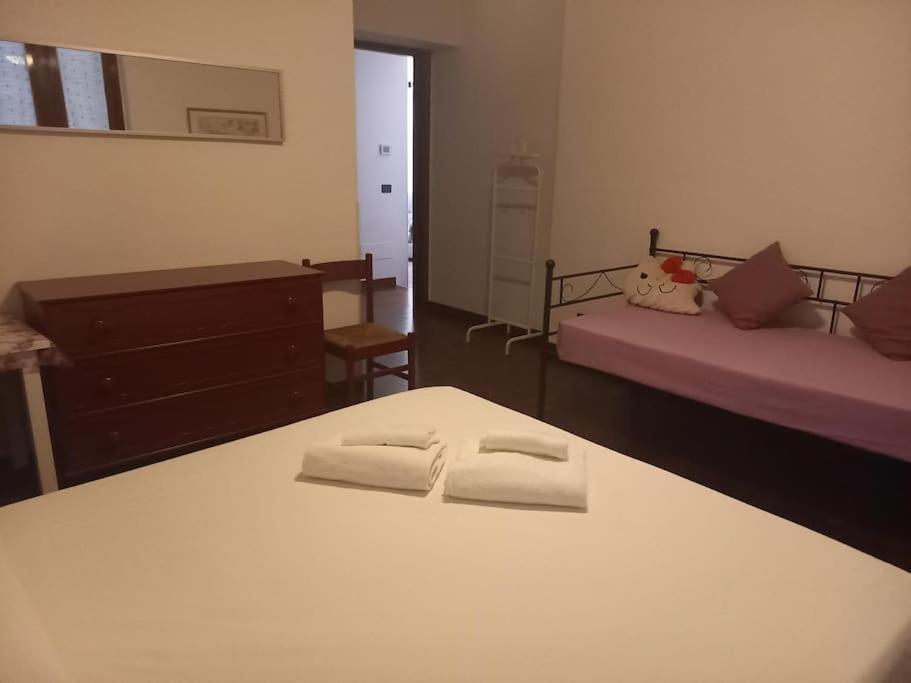 Comfortable Typical Old Style Apartment Milan Extérieur photo